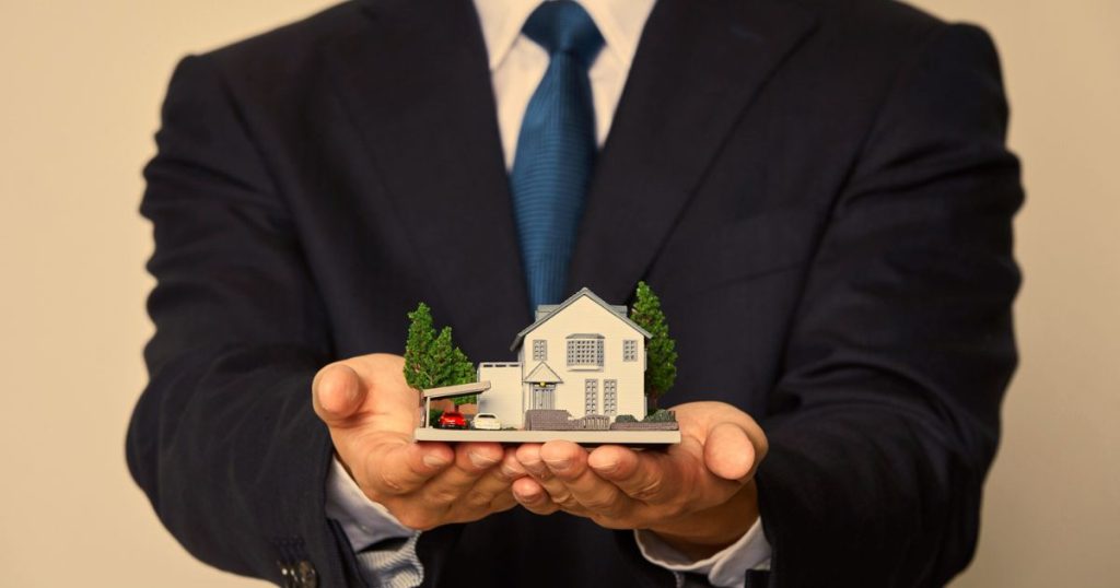 Léguer une maison de son vivant : est-ce possible ?