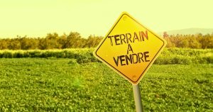 Vendre un terrain à l'étranger : quelle est la procédure ?