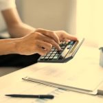 Le prêt relais : avantages, risques et alternatives